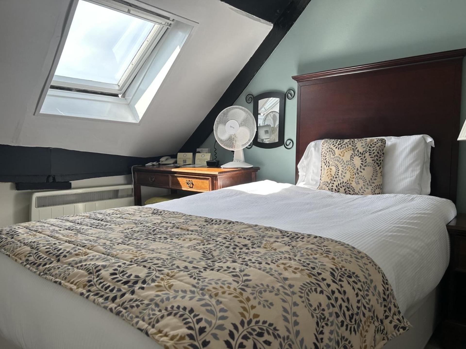 Sleeping Bear Hotels Dorchester Esterno foto
